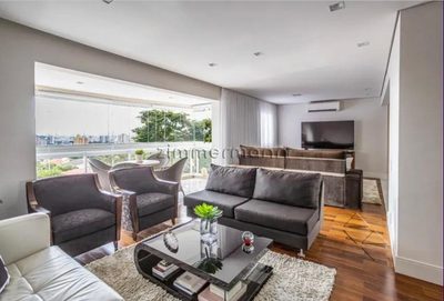 Apartamento, 3 quartos, 140 m² - Foto 1