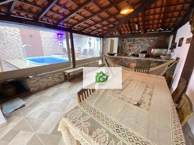 Casa, 3 quartos, 223 m² - Foto 1