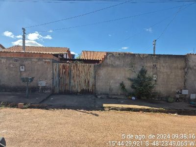 Casa, 2 quartos, 180 m² - Foto 1