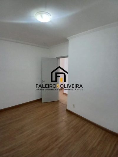 Apartamento, 2 quartos, 52 m² - Foto 4