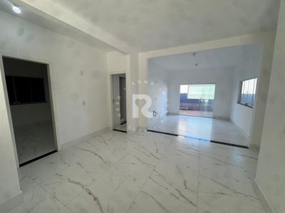 Casa, 3 quartos, 290 m² - Foto 2