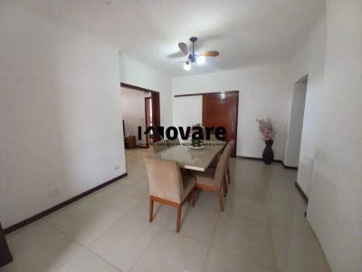 Casa, 4 quartos, 380 m² - Foto 1