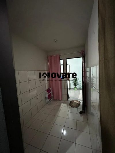 Casa, 2 quartos, 42 m² - Foto 1