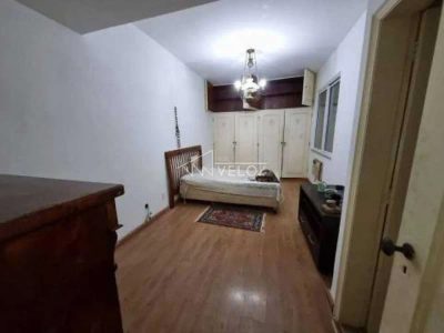 Apartamento, 3 quartos, 140 m² - Foto 1