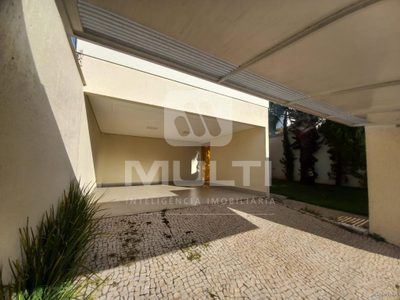 Casa, 3 quartos, 267 m² - Foto 1
