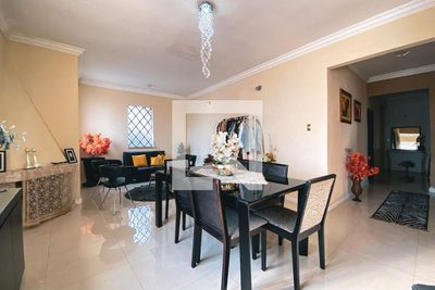 Casa, 3 quartos, 442 m² - Foto 2