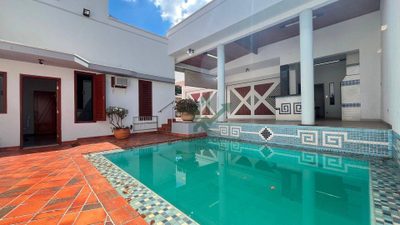 Casa, 3 quartos, 300 m² - Foto 1