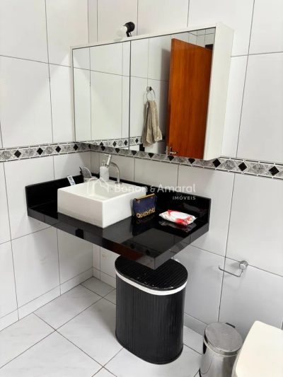 Casa, 3 quartos, 219 m² - Foto 4