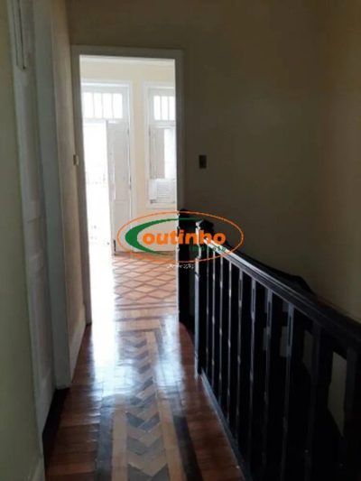 Casa, 5 quartos, 169 m² - Foto 3