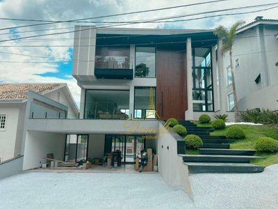 Sobrado, 3 quartos, 410 m² - Foto 1