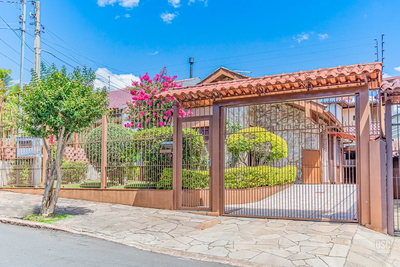 Casa, 5 quartos, 131 m² - Foto 3