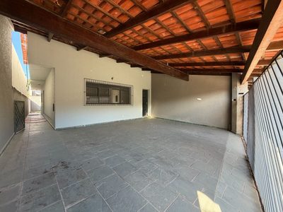 Casa, 3 quartos, 130 m² - Foto 1