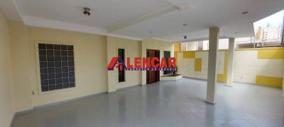 Casa, 4 quartos, 318 m² - Foto 2