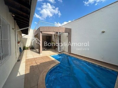 Casa, 4 quartos, 277 m² - Foto 1