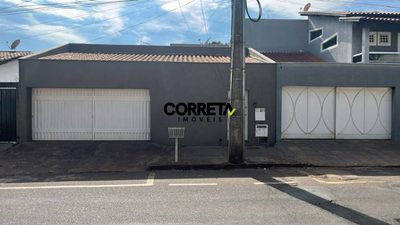 Casa, 4 quartos, 220 m² - Foto 1