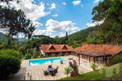Casa, 5 quartos, 350 m² - Foto 1