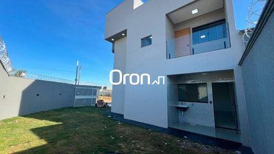 Sobrado, 3 quartos, 121 m² - Foto 2