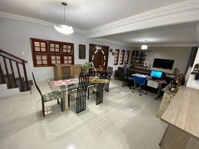 Sobrado, 3 quartos, 285 m² - Foto 3