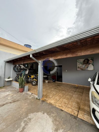 Casa, 2 quartos, 160 m² - Foto 1
