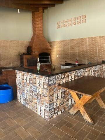 Chácara, 3 quartos, 2500 m² - Foto 1