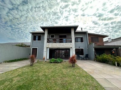 Sobrado, 3 quartos, 250 m² - Foto 1