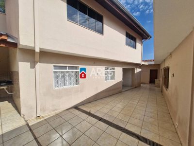 Casa, 3 quartos, 259 m² - Foto 2