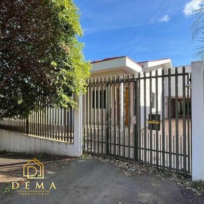 Casa, 2 quartos, 130 m² - Foto 1