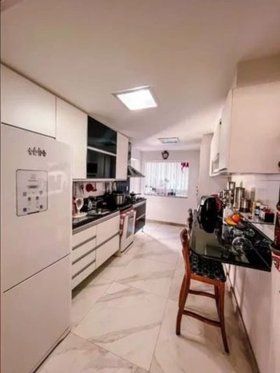 Casa, 4 quartos, 230 m² - Foto 2