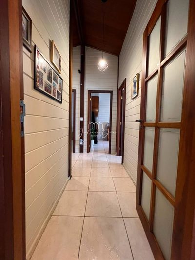 Casa, 6 quartos, 261 m² - Foto 3