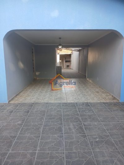 Casa, 3 quartos, 195 m² - Foto 2