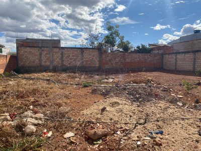 Terreno, 300 m² - Foto 1