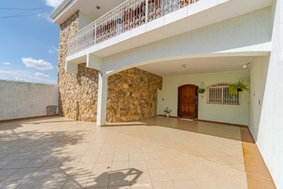 Sobrado, 4 quartos, 248 m² - Foto 2