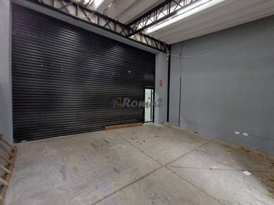 Box-Garagem, 240 m² - Foto 2