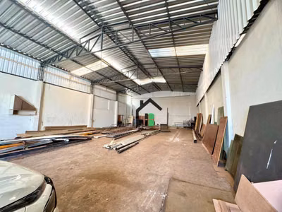 Depósito-Galpão, 300 m² - Foto 1