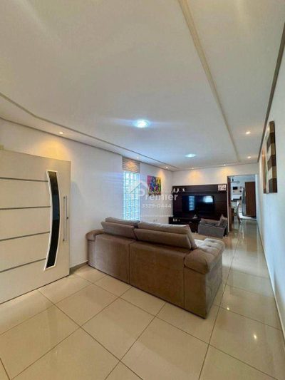 Casa, 3 quartos, 163 m² - Foto 1