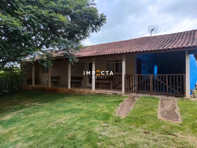 Chácara, 3 quartos, 1000 m² - Foto 1