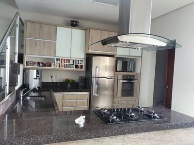 Casa, 3 quartos, 177 m² - Foto 2