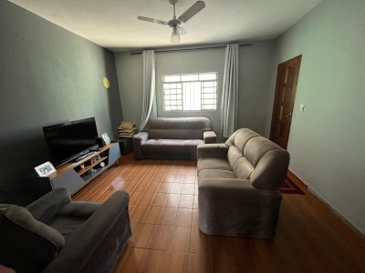 Casa, 4 quartos, 200 m² - Foto 4