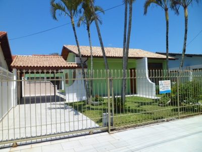 Casa, 4 quartos, 200 m² - Foto 1