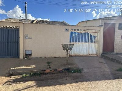 Casa, 2 quartos, 180 m² - Foto 1