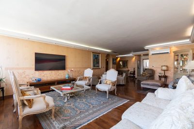 Apartamento, 3 quartos, 182 m² - Foto 1