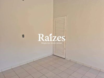 Casa, 4 quartos, 220 m² - Foto 2