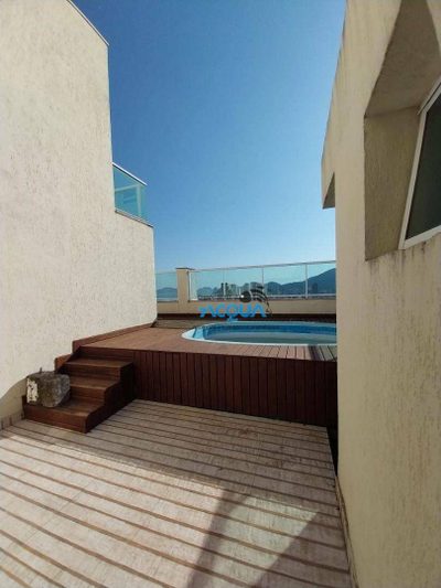 Cobertura, 3 quartos, 233 m² - Foto 2