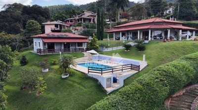 Casa, 3 quartos, 316 m² - Foto 1