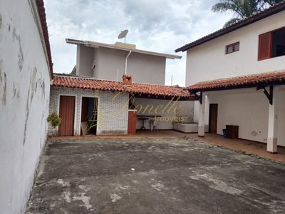 Casa, 3 quartos, 350 m² - Foto 1