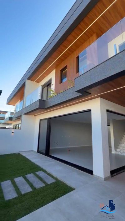 Sobrado, 3 quartos, 182 m² - Foto 1