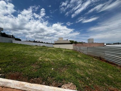 Loteamento e Condomínio, 420 m² - Foto 1