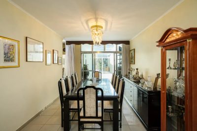 Casa, 4 quartos, 269 m² - Foto 1