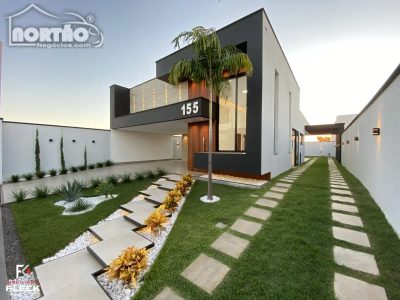 Casa, 3 quartos, 178 m² - Foto 2