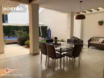 Casa, 3 quartos, 184 m² - Foto 1